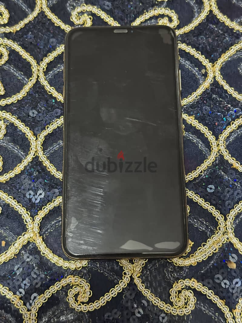 Apple - iPhone XS Max 4