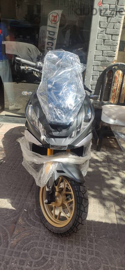 اسكوتر ariic 300 متاح تقسيط 6 شهور بدون فوائد