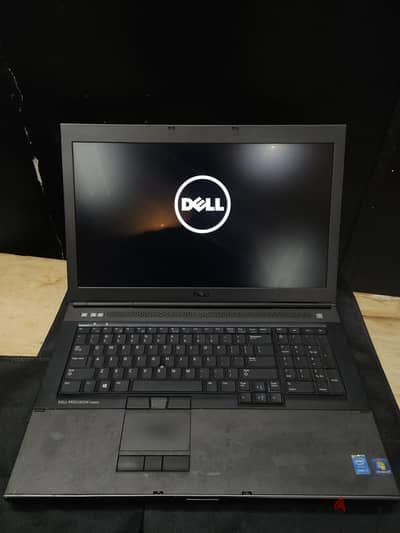 Dell Precision M6800 Workstation