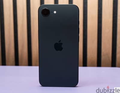 Apple - iPhone 16e