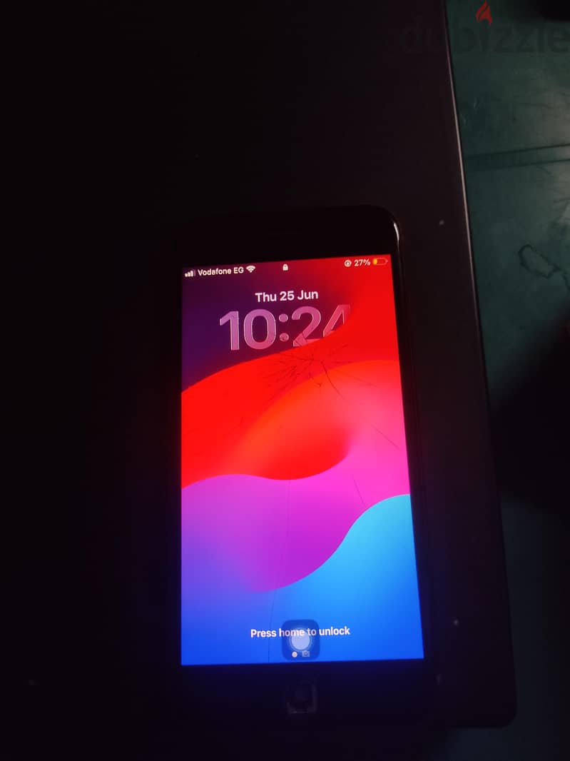Apple - iPhone SE 1