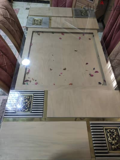 تربيزة سفرة مودرن مضيئه