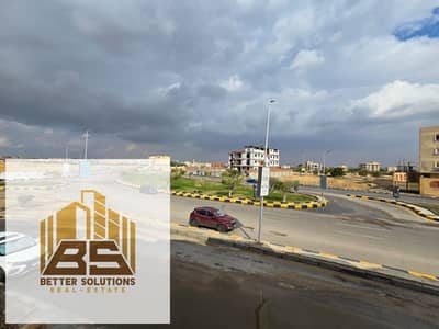 شقه للبيع - الحي الرابع علي خط 10 - بمدينة العبور