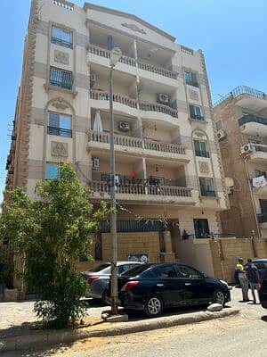 Apartment for Sale in New Cairo – Old Loading & Super Lux Finishing