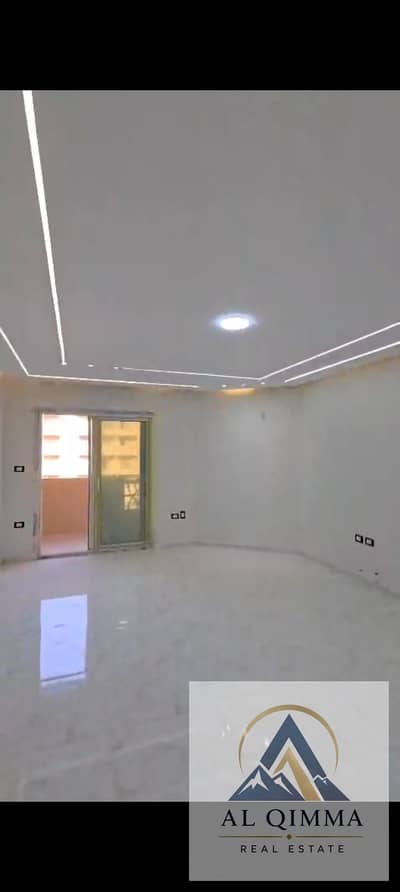 شقة مميزة للإيجار – كمباوند الواحة سيتي