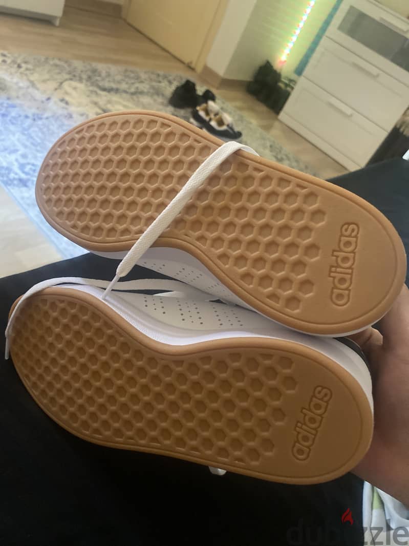 Adidas White Casual Shoes 3