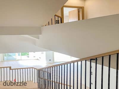 Town house corner for resale , prime location , fully finished with kitchen and dressing at woodville