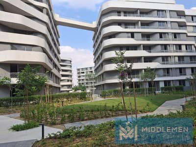 Apartment 165m with 45m Garden 3bd Prime Location in Bloomfields Mostakbal City