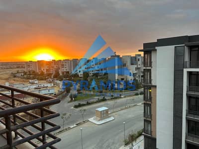 Prime Apartment for Sale in Madinaty – B8  A spacious 125 sqm apartment located in one of the most premium phases of Madinaty