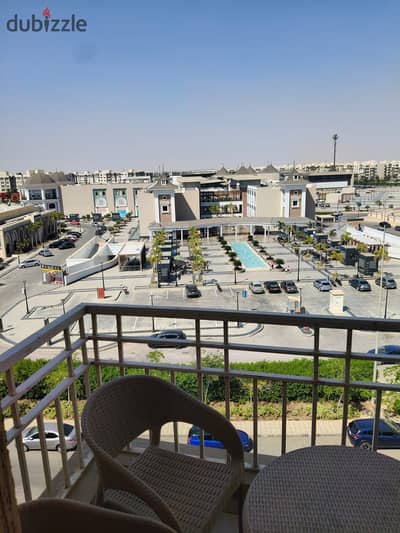 Apartment for Rent in Madinaty B11 – Direct View of All Seasons Mall