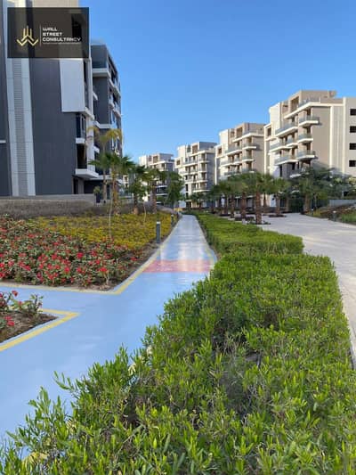 Apartment for sale — ready for immediate handover, located opposite the Egyptian Museum and the Pyramids, in the heart of Hadayek October.