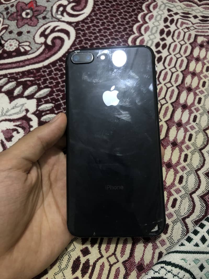 Apple - iPhone 8 Plus 1