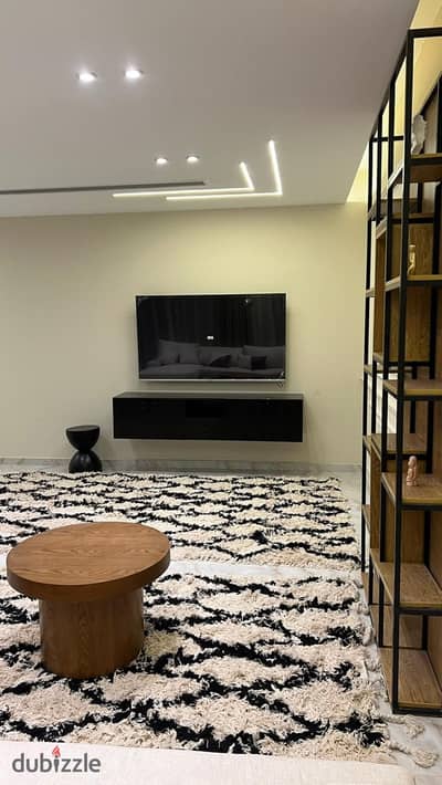 Hotel Apartment for Rent | Prime Location at SODIC Eastown | Steps from AUC متاح للايجار المفروش شقة فندقية فى واحد من أفضل كمبوندات التجمع الخامس كمب