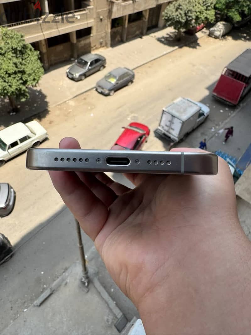 Apple - iPhone 15 Pro Max 256gm (ZA) 5