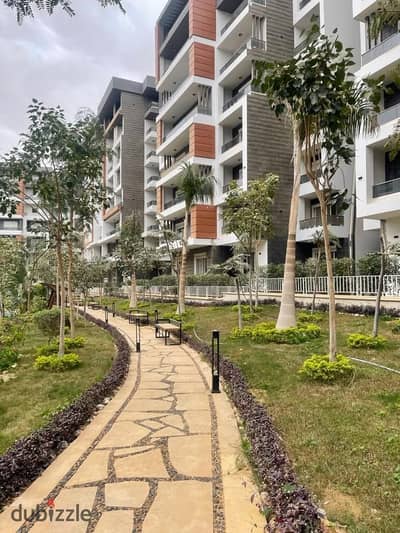 Apartment 150sqm ,ready to move divided into 3rooms, with a 10% down payment and installments up to 10 years in Capital Suite Lagoons