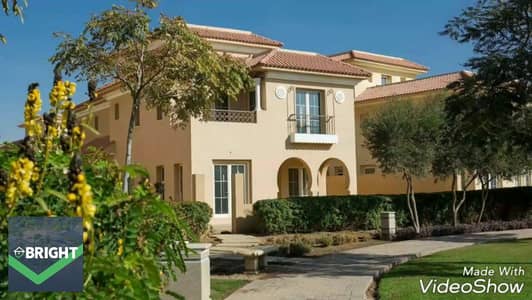 Luxury Living Starts Here | Standalone Villa 520m - 5 bed - wStunning Open View in Hyde Park New Cairo - under market price