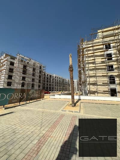 توين هاوس للبيع في فيلدج ويست – الشيخ زايد  بموقع مميز