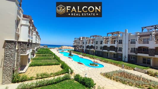 Beachfront chalet, less than 200 meters from the sea, for sale and ready for viewing in Ain Sokhna on the Zaafarana Road (Blue Blue). Installment plan