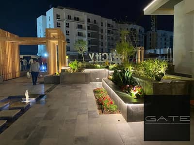 Corner townhouse for sale in Mountain View iCity, New Cairo (Fifth Settlement) – Open view – 305m² built-up area – 328m² land area – Immediate deliver