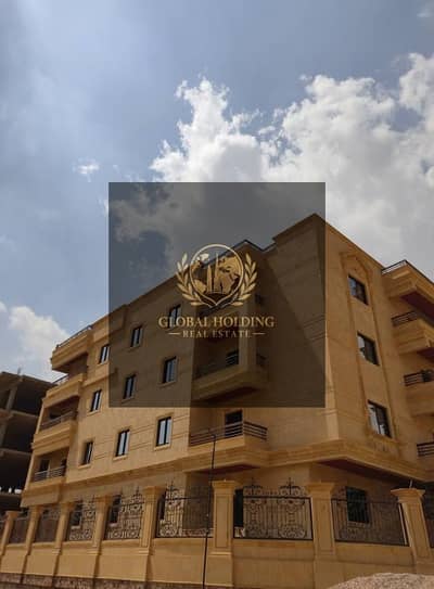 ِApartment  a 213m² for sale in Beit Al Watan Fifth Settlement First District next to the Clubs Street.