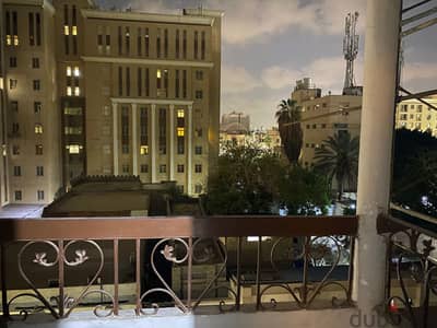 شقة مميزة للبيع – السرايات العباسية