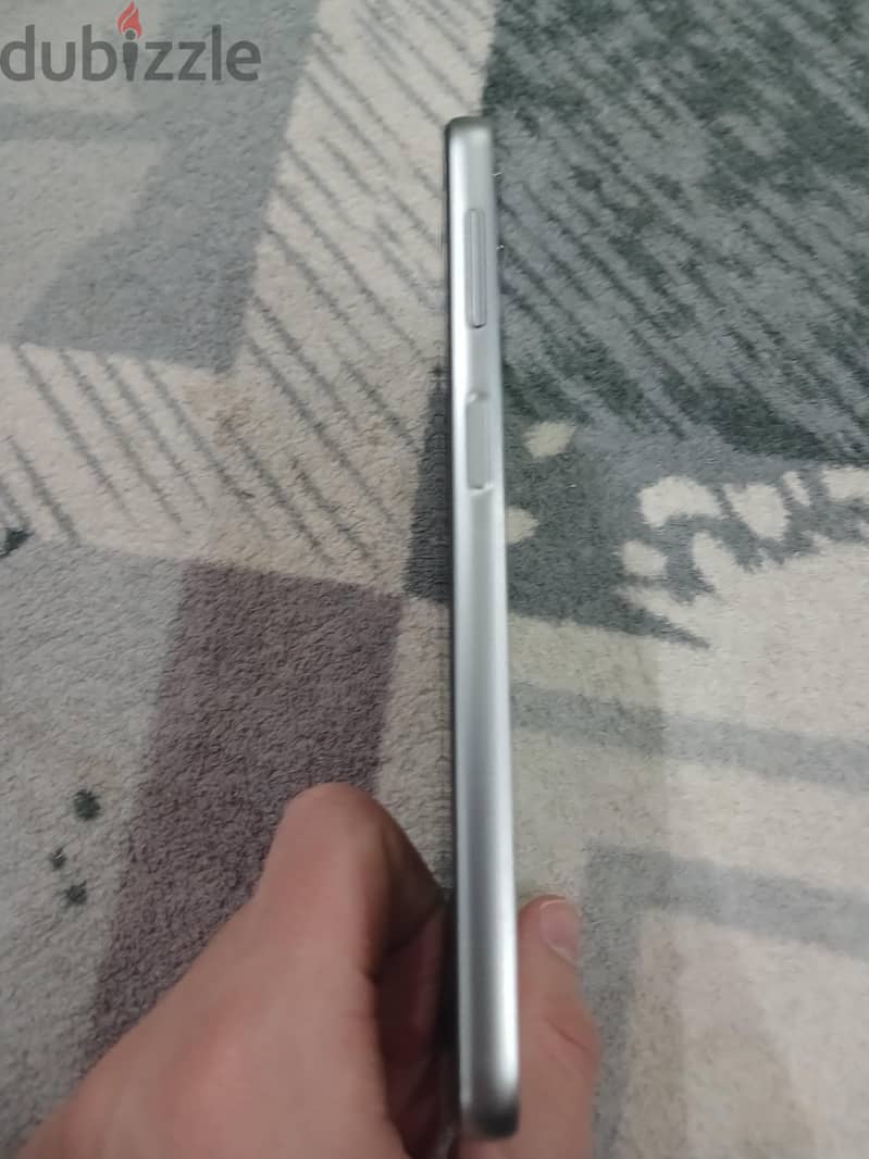 Samsung A24 8