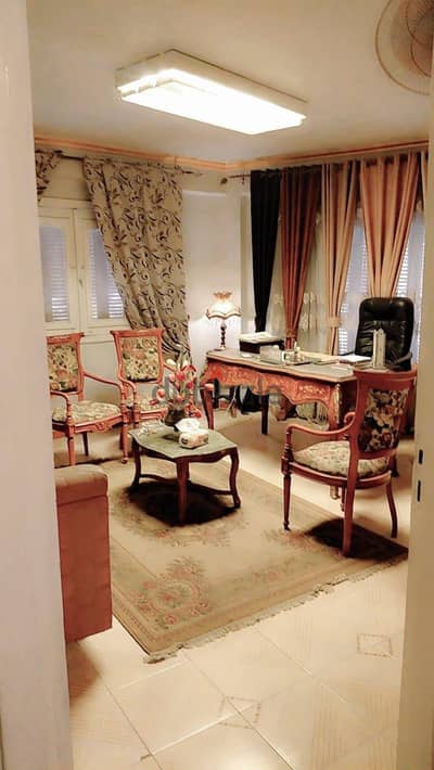 شقه للايجار سكنيه تصلح مكاتب او شركات واي نشاط اداري  بالاسكندريه
