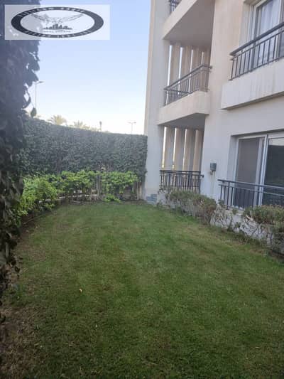 Ground-floor apartment with a garden for rent; includes kitchen and air conditioning. Fifth Settlement – ​​Cairo Festival City Private entrance