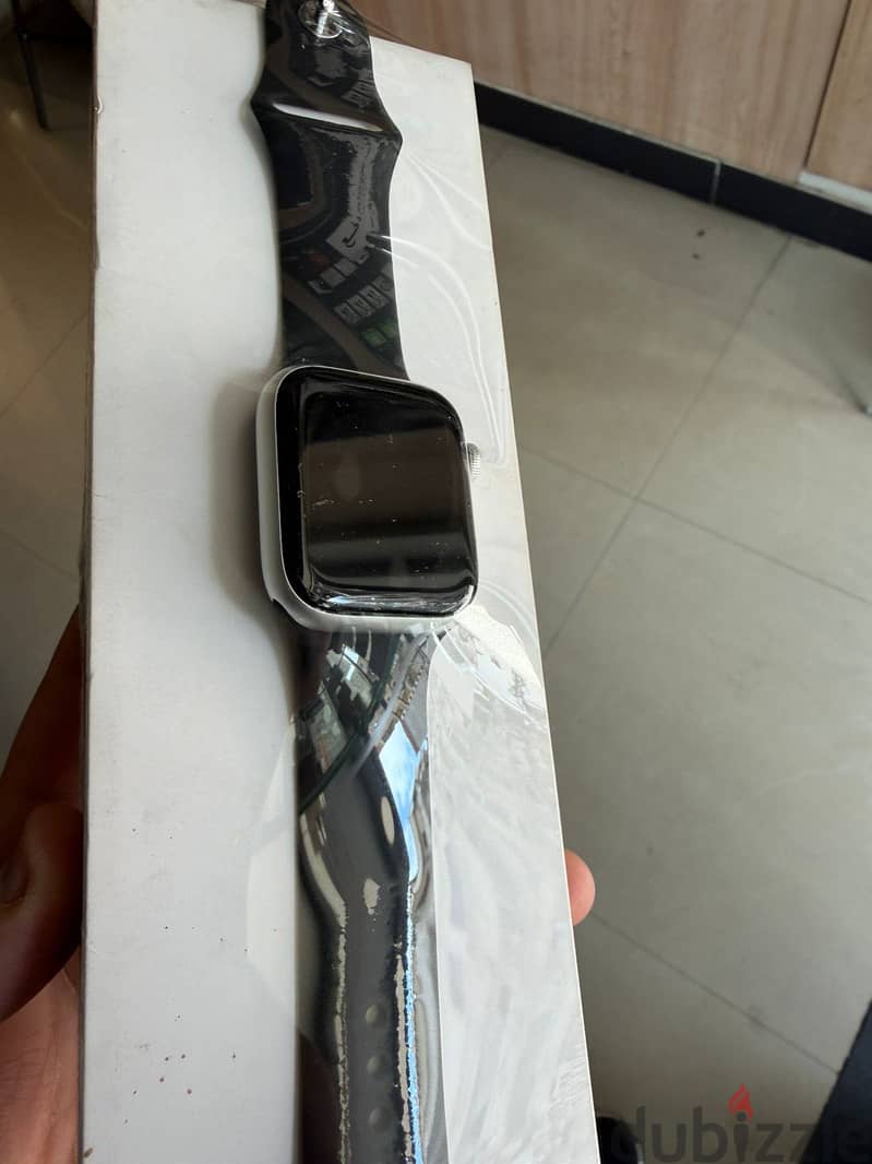 Apple seris 9 b100% 4