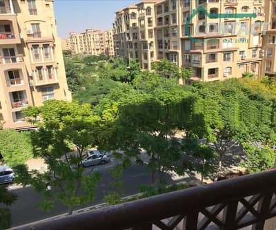 مدينتي شقة 102م مفروشة للإيجار بالمرحلة الأولى بإطلالة على حديقة