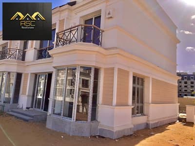 Townhouse in Mountain View October at the lowest price of 7,700,000 – ready for viewing – area: 205 sqm – 4 bedrooms, 4 bathrooms – structure already