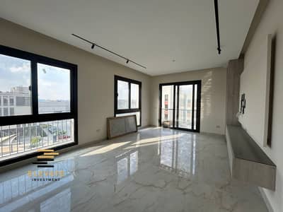 شقة للإيجار في District 5 التجمع الخامس | 126م | مطبخ وتكييفات | فيو مفتوح
