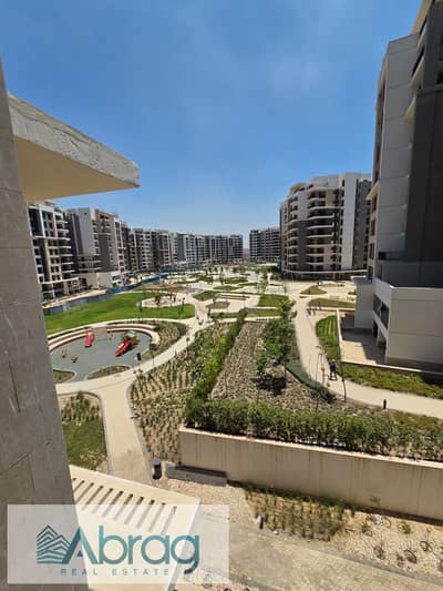 للايجار استوديو اول سكن مطبخ وتكييفات سوبر لوكس   في Zed towers  الشيخ زايد