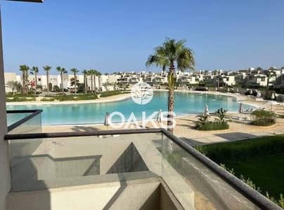 شالية متشطب بالتكيفات والمطبخ للبيع في ازها الساحل الشمالي في راس الحكمه باقل مقدم وبالتقسيط علي 10 سنين بدون فوائد الشاليه 4 غرفة بالقرب من هاسيندا .