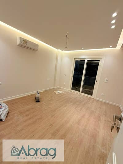 Apartment for Rent – ​​2 Bedrooms – First-time Occupancy – Super-Lux Finish – Kitchen & A/C Included – Mountain View iCity October Compound