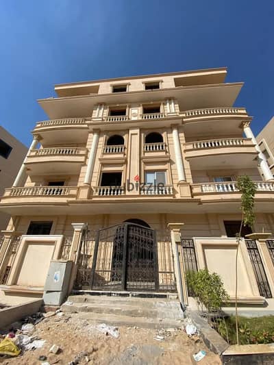 The northern expansions in the Boulevard neighborhood in front of the Neom compound