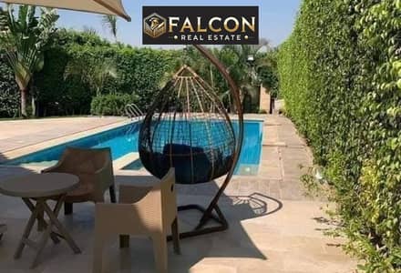 فيلا فاخره ((جاهزه للمعاينه)) بفيو على land scape للبيع فى كمبوند باتيو 5 patio الشروق بجوار مدينتى و الرحاب و بالقرب من العاصمه الاداريه