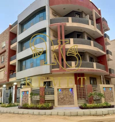 Apartment for sale in Al-Andalus, Fifth Settlement, 160m, panoramic glass facade, fully equipped with utilities, share in the land, garage, and elevator.