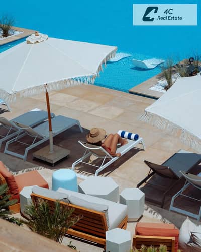 للبيع شاليه متشطب بالتكببقات باقل مقدم و تكمله اقساط  في سي شور  الساحل الشماليSeashore, North Coast