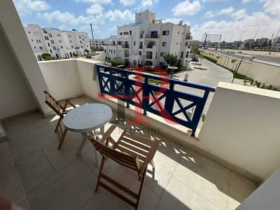 شاليه للإيجار بفرش جديد بالكامل في مراسي جرييك  الساحل الشمالي سيدي عبد الرحمن