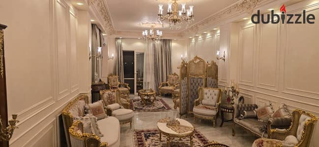 شقه ٢٦٥ متر  ٤ غرف  ٣ حمام  الدور التالت اسانسير ريسبشن ٤ قطع  ٢ بلكونه امامي وخلفي