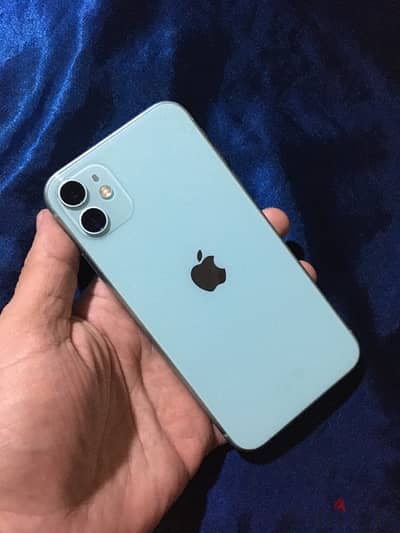 iPhone 11 بالعلبه