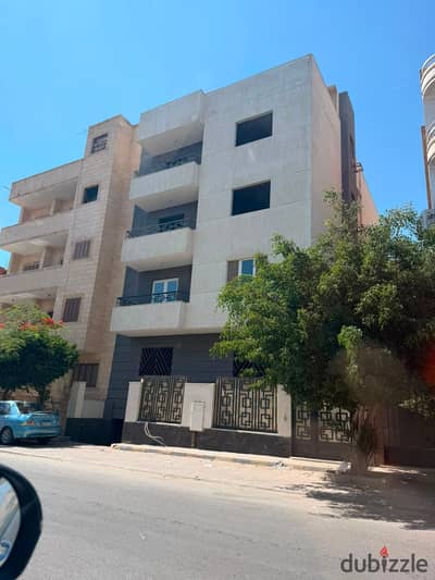 بيت للبيع بمدية العبور عند قسم العبور