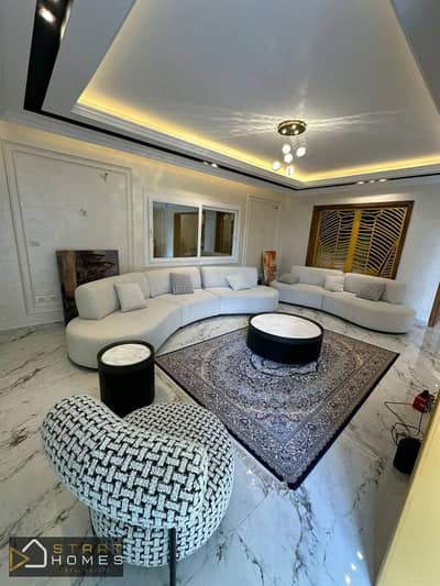 Fully furnished 5-bedroom villa (800 sqm) for rent in Madinaty – Model E; features a private swimming pool, an internal elevator, and gym equipment.