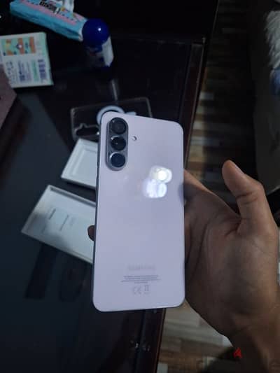samsung a56 128 حاله ممتازه مفيهوش خدش واحد