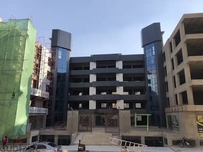 محل للبيع في المقطم - الهضبة الوسطي - Mokattam uptown mall - من المالك
