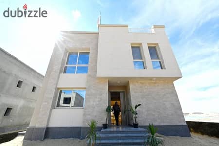 فيلا مستقلة صف أول للبيع في مدينة العلمين الجديدة | مارينا على البحيرة مباشرة | إطلالة لاجون مباشرة | موقع مميز | خصم خاص متاح