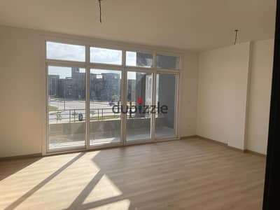 ريسيل بمساحه مميزه شقه 130 م من المالك بسعر اقل من سعر الشركه  ف كمبوند كيان kayan compound
