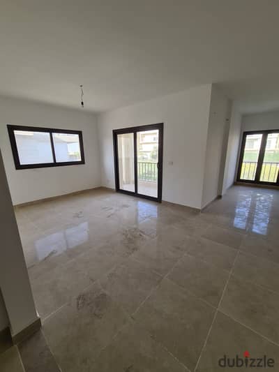 شقة للإيجار أول سكن 205م مطبخ وتكييفات - كمبوند المراسم فيفث سكوير