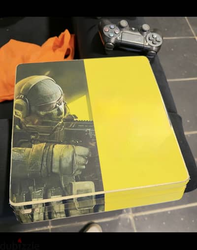Ps4 slim gold بلايستيشن فور سليم ذهبي